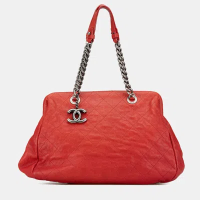 Pre-owned Chanel Red Medium Quilted Caviar Frame Tote