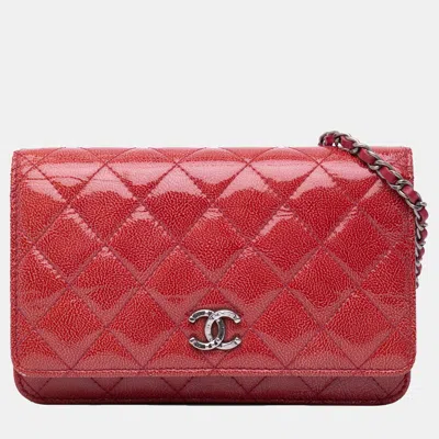 Pre-owned Chanel Red Paris Dallas Cc Patent Goatskin Wallet On Chain