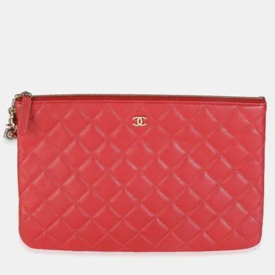 Pre-owned Chanel Red Quilted Lambskin Medium Casino Beauty Cc Cosmetic Case