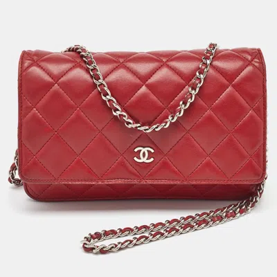 Pre-owned Chanel Red Quilted Leather Cc Wallet On Chain