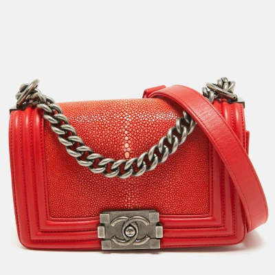 Pre-owned Chanel Red Stingray And Leather Small Boy Flap Bag