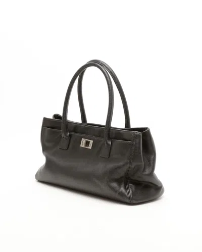 Pre-owned Chanel Reissue 2.55 Cerf Tote Bag In Black