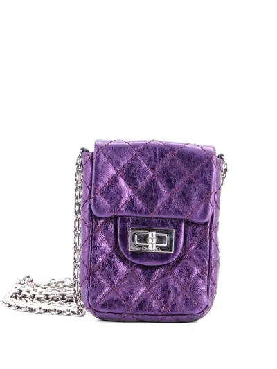Pre-owned Chanel Reissue 2.55 Phone Holder Quilted Aged Calfskin Crossbody Bag In Silver
