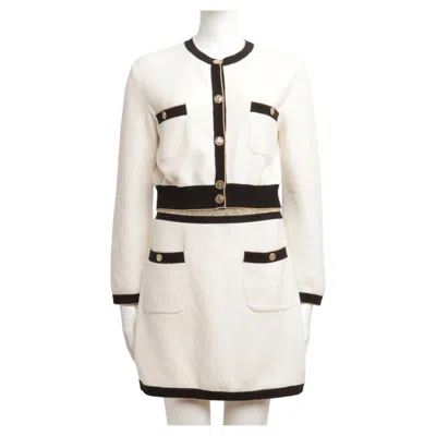 Pre-owned Chanel Resort 2019 Runway Jacket And Skirt Set In White Boucle Cotton