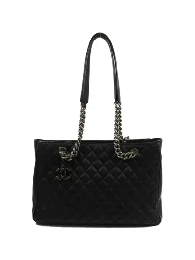 Pre-owned Chanel Rock In Rome Cc Chain-link Shoulder Bag In Black