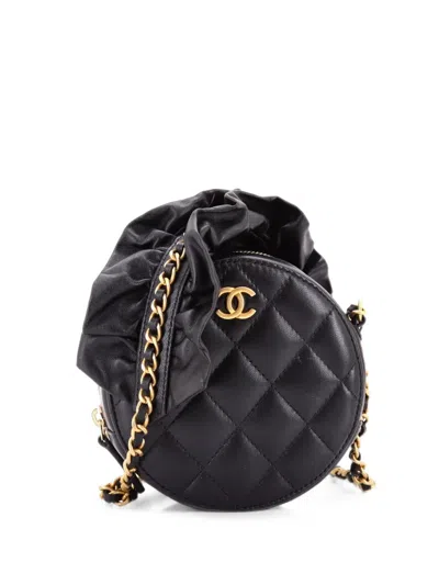 Pre-owned Chanel Romance Round Clutch With Chain Quilted Lambskin Crossbody Bag In Black