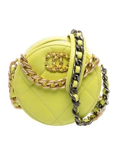 Pre-owned Chanel Round 19 Clutch W/ Chain In Green