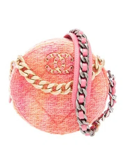 Pre-owned Chanel Round 19 Clutch W/chain In Pink