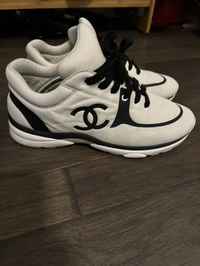 Pre-owned Chanel Runners Shoes