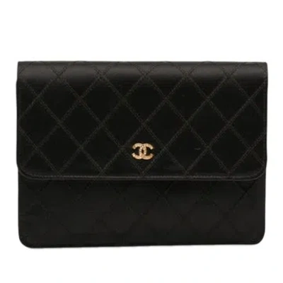 Pre-owned Chanel Satin Cc Satin Diamond Stitch Clutch In Black