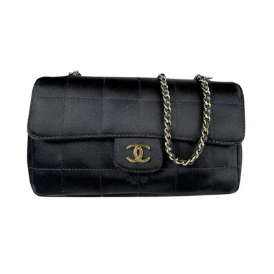 Pre-owned Chanel Satin Shoulder Bag () In Black