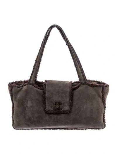 Pre-owned Chanel Shearling Tote In Blue