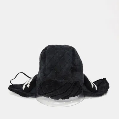 Pre-owned Chanel Shearling Trapper Hat Aa8512 In Black