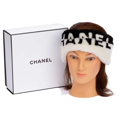Pre-owned Chanel Sherling Headband Black/white Bnib In Sand
