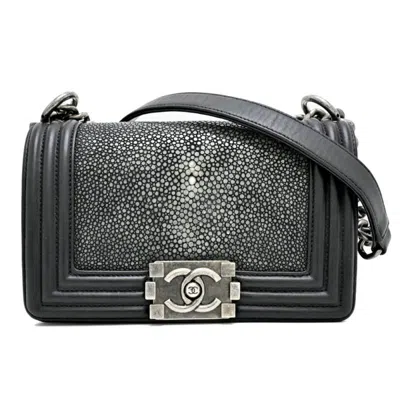 Pre-owned Chanel Shoulder Bag () In Black