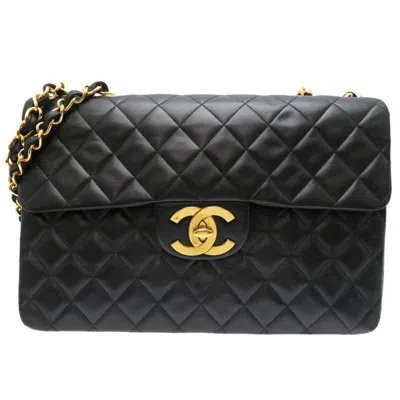 Pre-owned Chanel Shoulder Bag () In Black