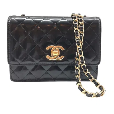 Pre-owned Chanel Shoulder Bag () In Black