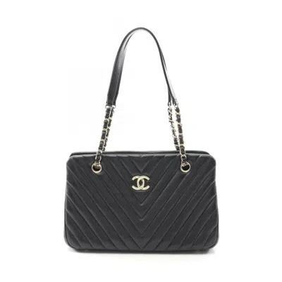 Pre-owned Chanel Shoulder Bag () In Black