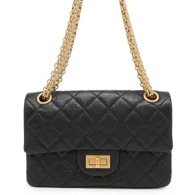 Pre-owned Chanel Shoulder Bag () In Black