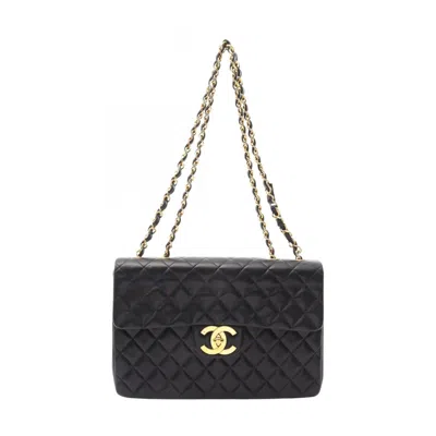Pre-owned Chanel Shoulder Bag () In Black