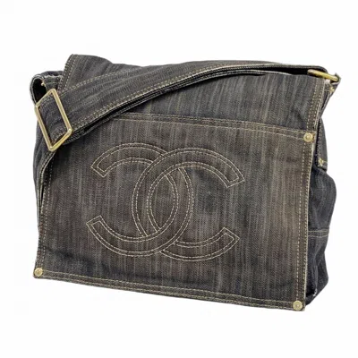 Pre-owned Chanel Shoulder Bag () In Blue