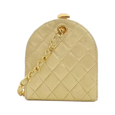 Pre-owned Chanel Shoulder Bag () In Gold