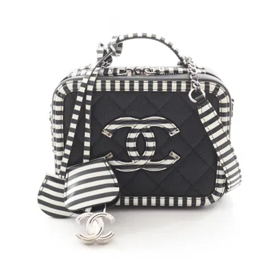 Pre-owned Chanel Shoulder Bag Vanity Bag () In Multi