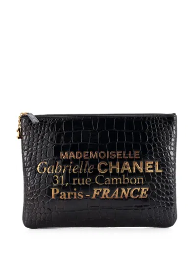Pre-owned Chanel Signature O Case Pouch Printed Crocodile Embossed Calfskin Medium Clutch Bag In Black