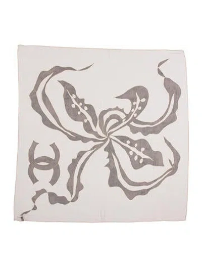 Pre-owned Chanel Silk 2012 Scarf In Pink