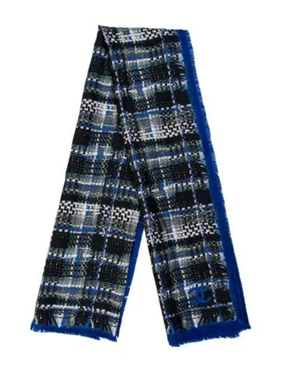 Pre-owned Chanel Silk 2015 Scarf In Blue