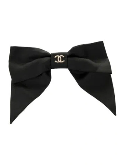 Pre-owned Chanel Silk Bow Hair Clip In Black