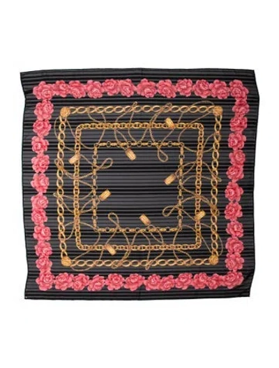 Pre-owned Chanel Silk Interlocking Cc Logo Scarf In Black