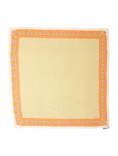 Pre-owned Chanel Silk Interlocking Cc Logo Scarf In Green