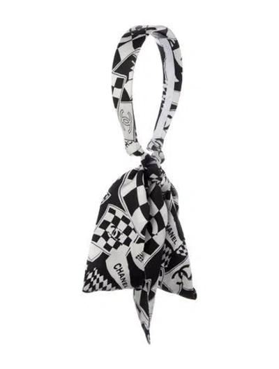 Pre-owned Chanel Silk Printed Headband In White