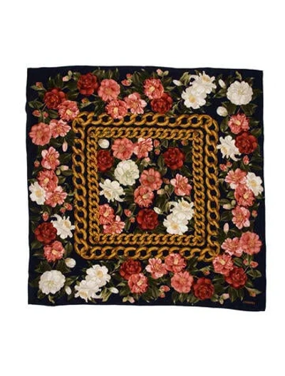 Pre-owned Chanel Silk Vintage Scarf In Blue