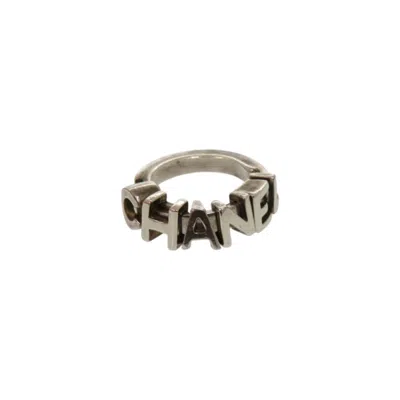 Pre-owned Chanel Silver Band Ring ()