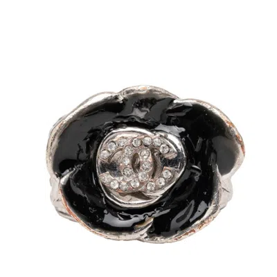 Pre-owned Chanel Silver Black Enamel Metal Band Ring () In Multi