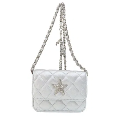 Pre-owned Chanel Silver Leather Shoulder Bag ()