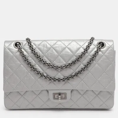 Pre-owned Chanel Silver Quilted Leather 226 Classic Reissue 2.55 Flap Bag