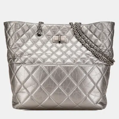 Pre-owned Chanel Silver Reissue 2.55 Quilted Aged Calfskin Tote Bag