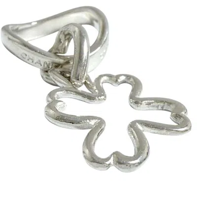 Pre-owned Chanel Silver Silver 925 Band Ring ()