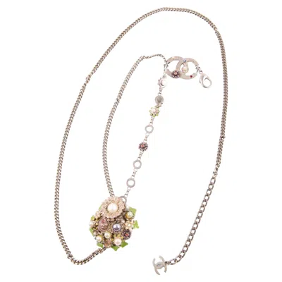 Pre-owned Chanel Silver Tone Cc Embellished Floral Chain Belt In Multi