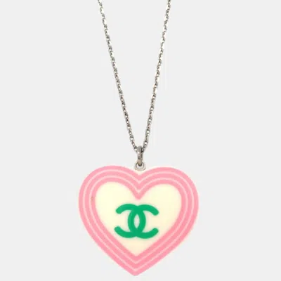 Pre-owned Chanel Silver White Heart Chain Necklace Pendant