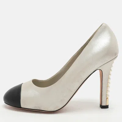 Pre-owned Chanel Silver/black Leather Cap Toe Embellished Pumps Size 40