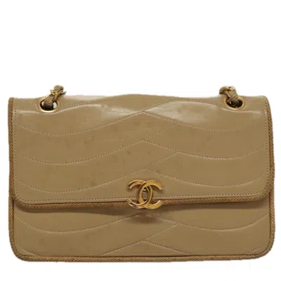 Pre-owned Chanel Single Flap Beige Calfskin Shoulder Bag ()