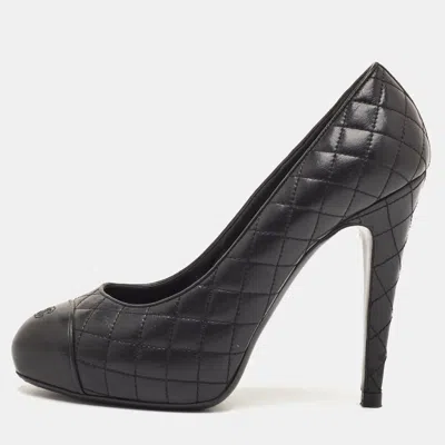 Pre-owned Chanel Size 38.5 Black Quilted Leather Cc Cap Toe Platform Pumps