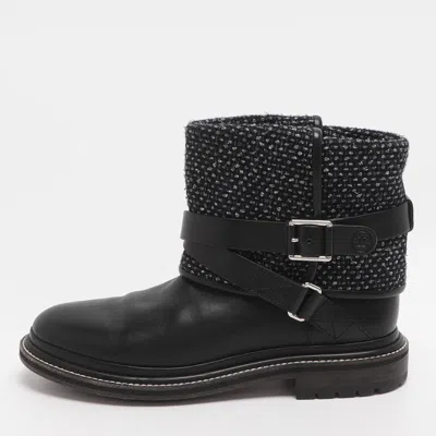 Pre-owned Chanel Size 39 Black/grey Leather And Tweed Ankle Length Boots