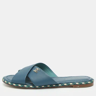 Pre-owned Chanel Size 40 Blue Leather Braided Trim Criss Cross Cc Flat Slide Sandals
