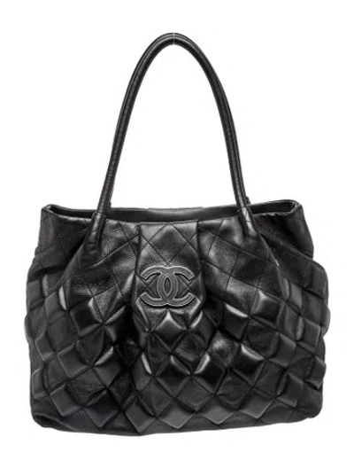 Pre-owned Chanel Sloane Square Tote Bag In Black