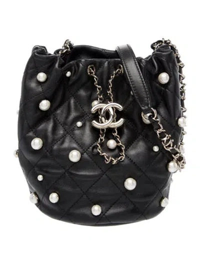 Pre-owned Chanel Small About Pearls Bucket Bag In Black